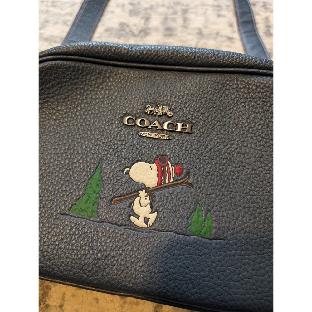 Coach x Peanuts Snoopy Pebbled Leather Camera Bag Blue Crossbody Designer Purse